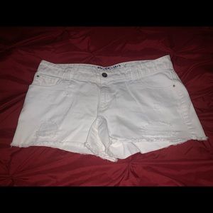 Mossimo distressed shorts